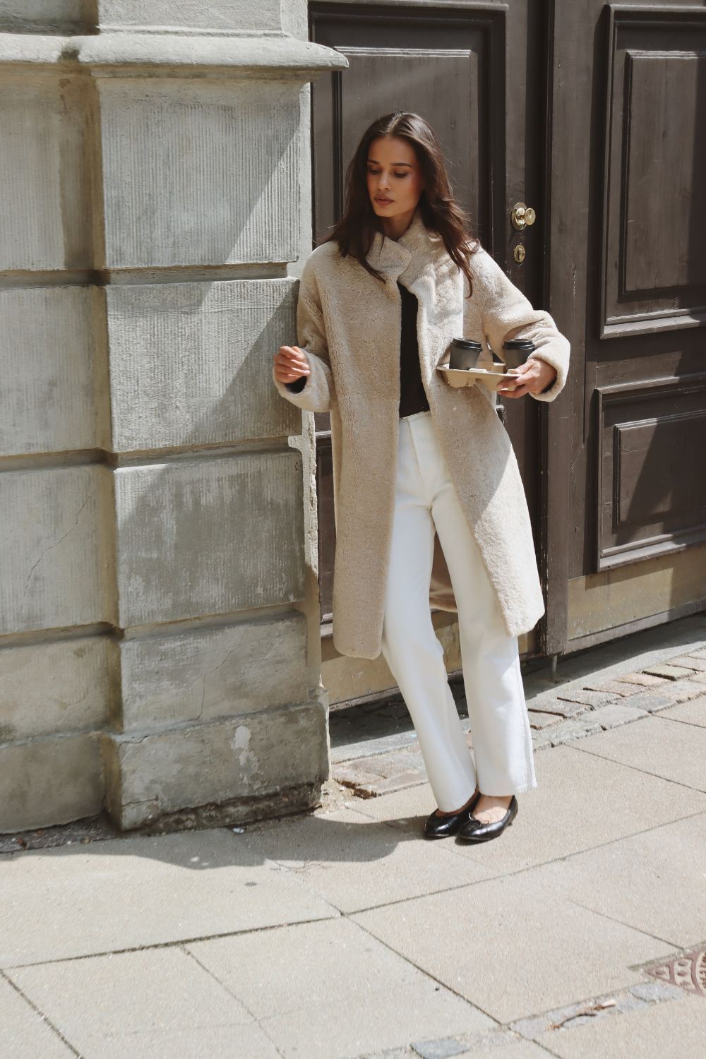 Jaclyn-frakk - Mørk beige