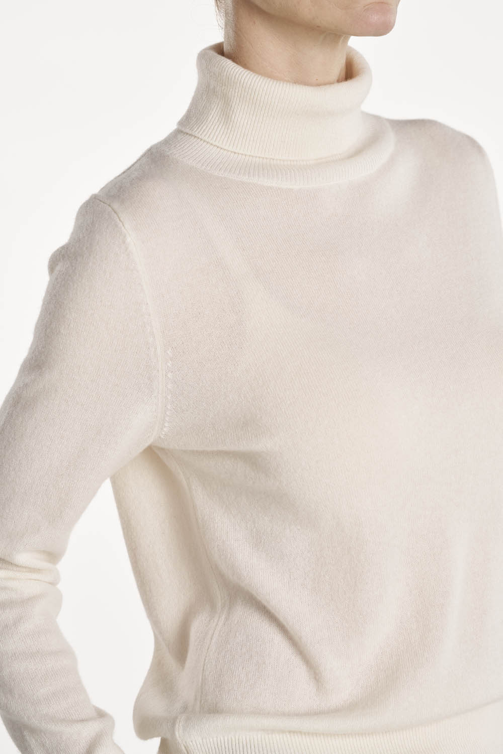Pia Turtleneck - Off White