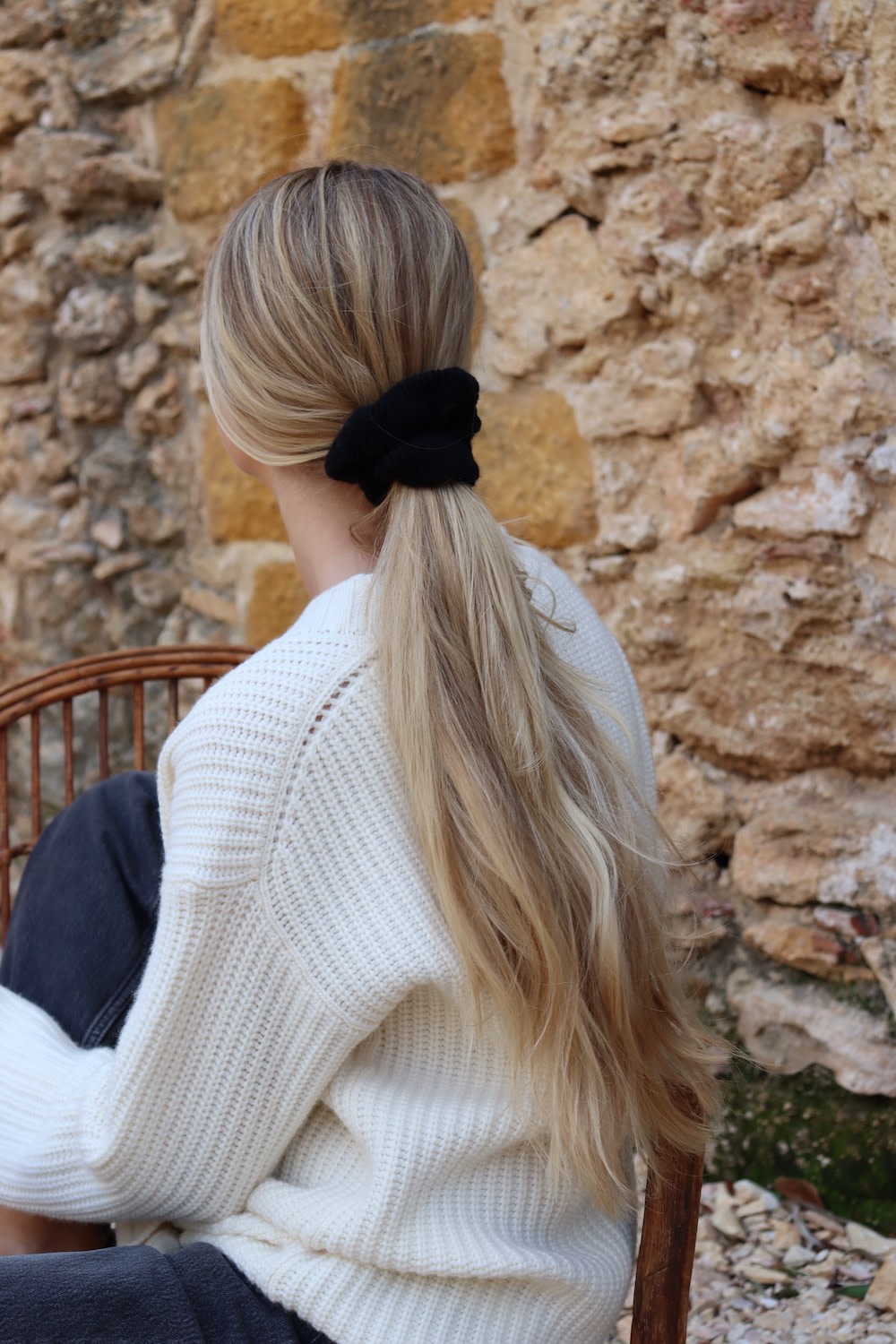 Medium Scrunchie - Svart