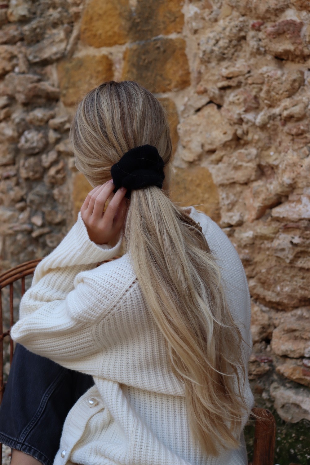 Medium Scrunchie - Svart