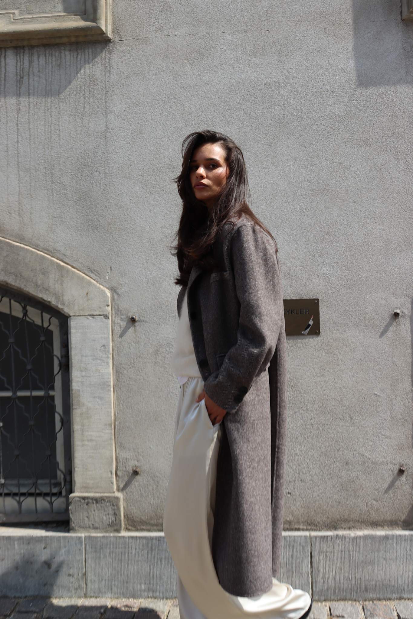 Nabila-kåpe - Grå/Brun