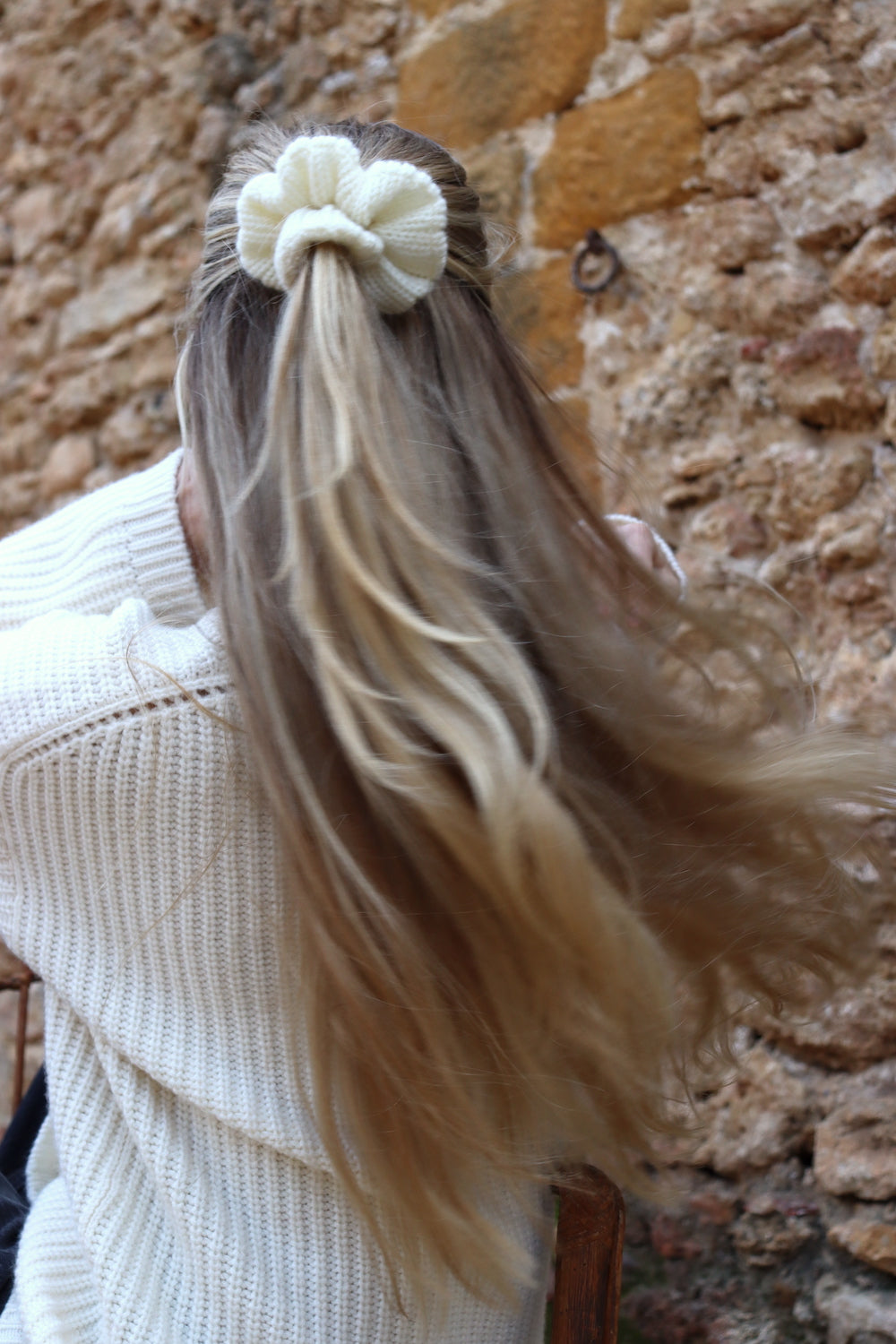 O'TAY Medium Scrunchie Hair accessories Off White
