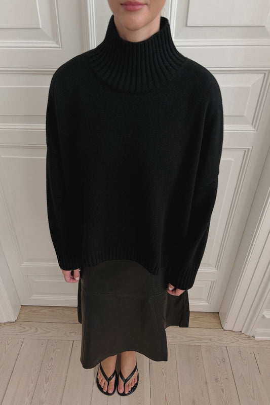 Idette Genser - Svart
