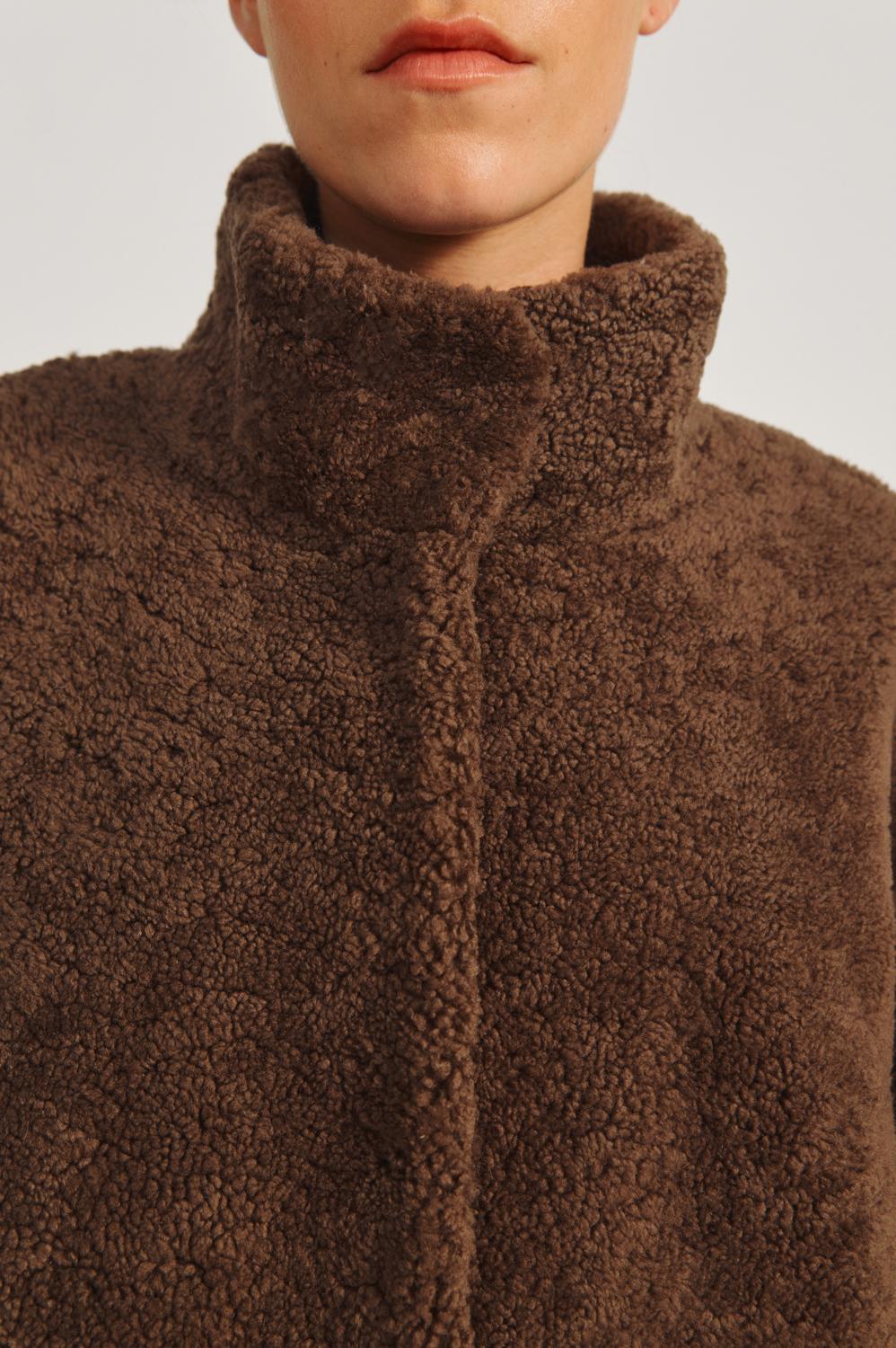 Jaclyn-kåpe - Teddybrun