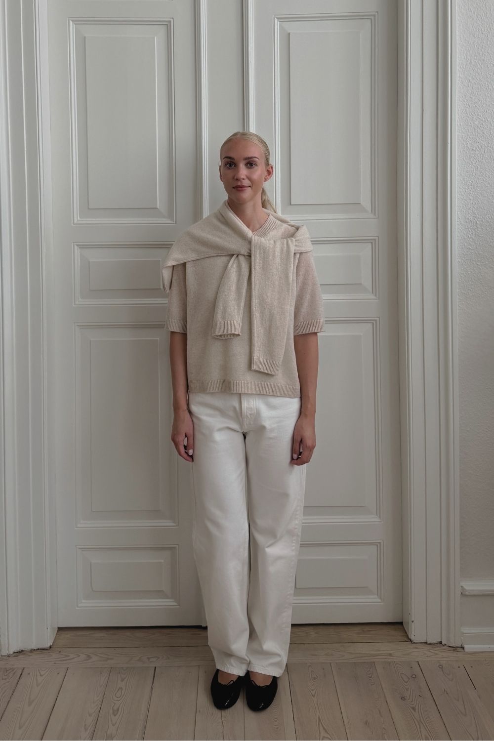Laura T-Shirt - Warm Beige