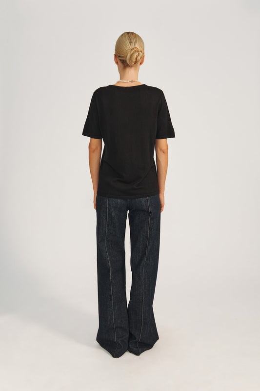 Petra T-Shirt - Black