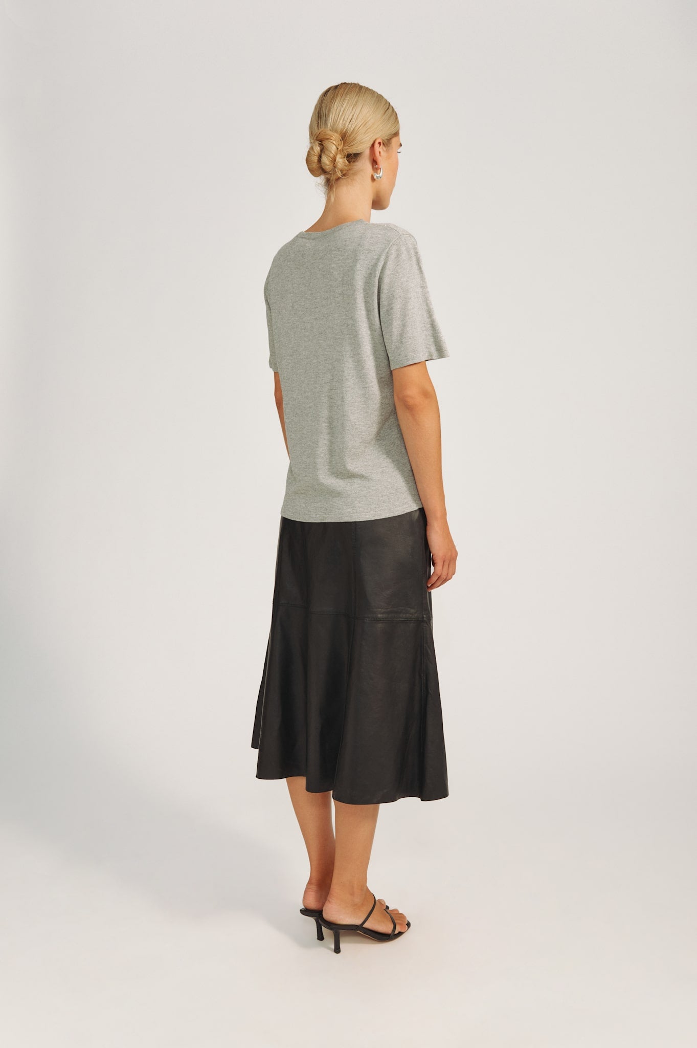 Petra T-Shirt - Grey