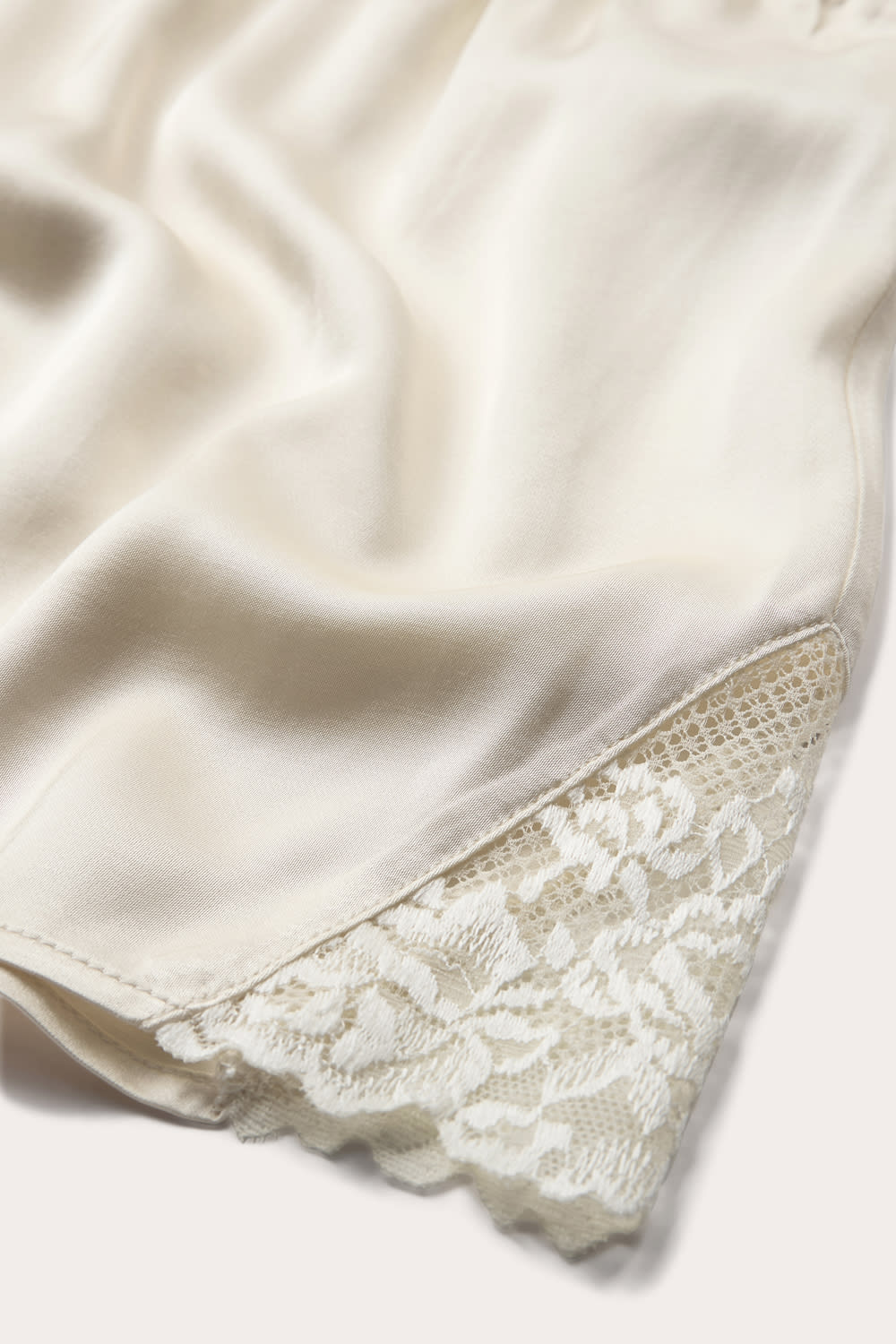 Rebecca Shorts - Champagne