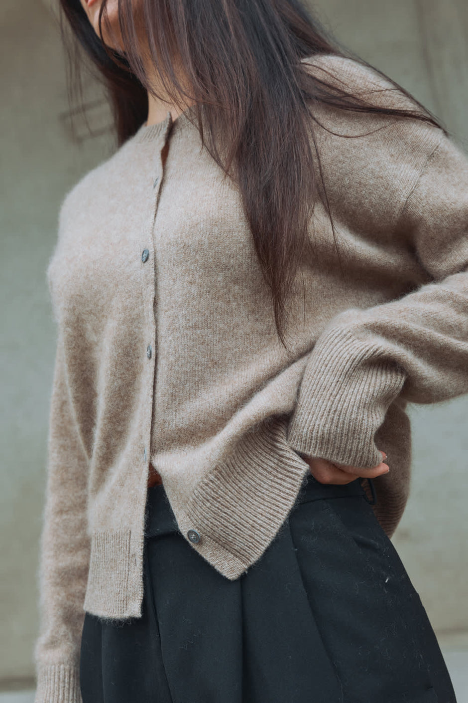 Thit Cardigan - Walnut Brushed