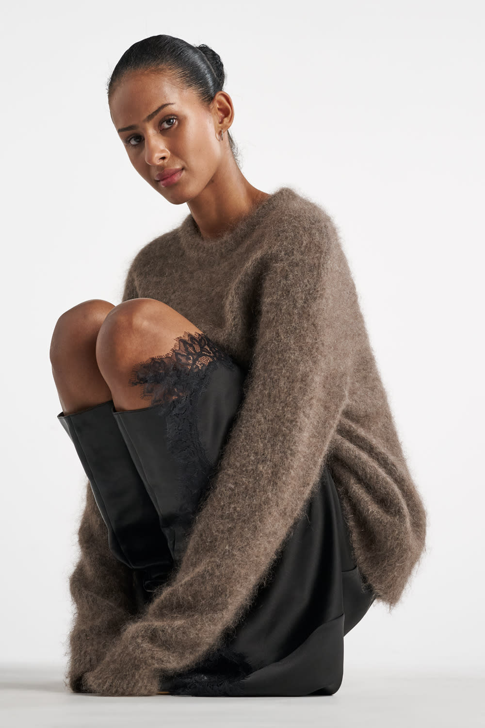 Oda Sweater - Coffee