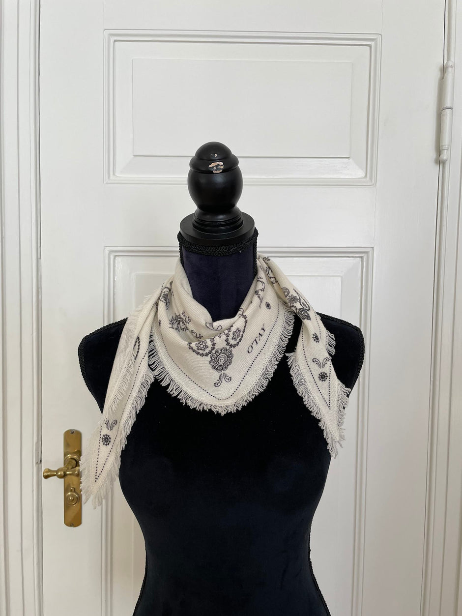 Tille Scarf - Off White