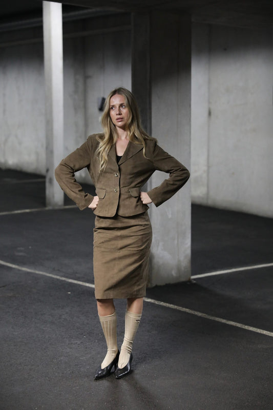 Amy Blazer Suede - Toffee  Brown